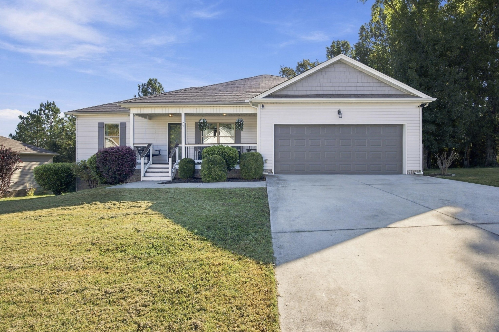 173 Battle Bluff Drive — photo