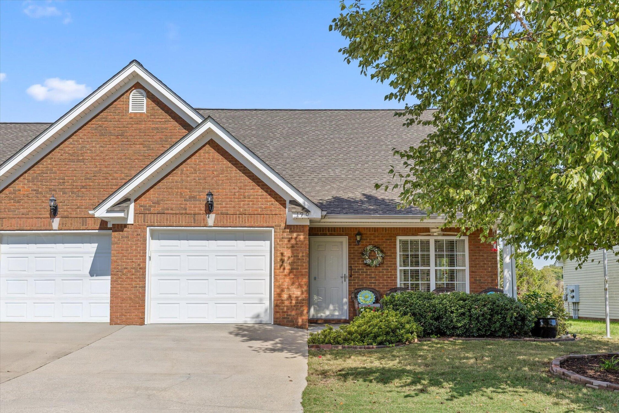 190 Briarstone Drive — photo