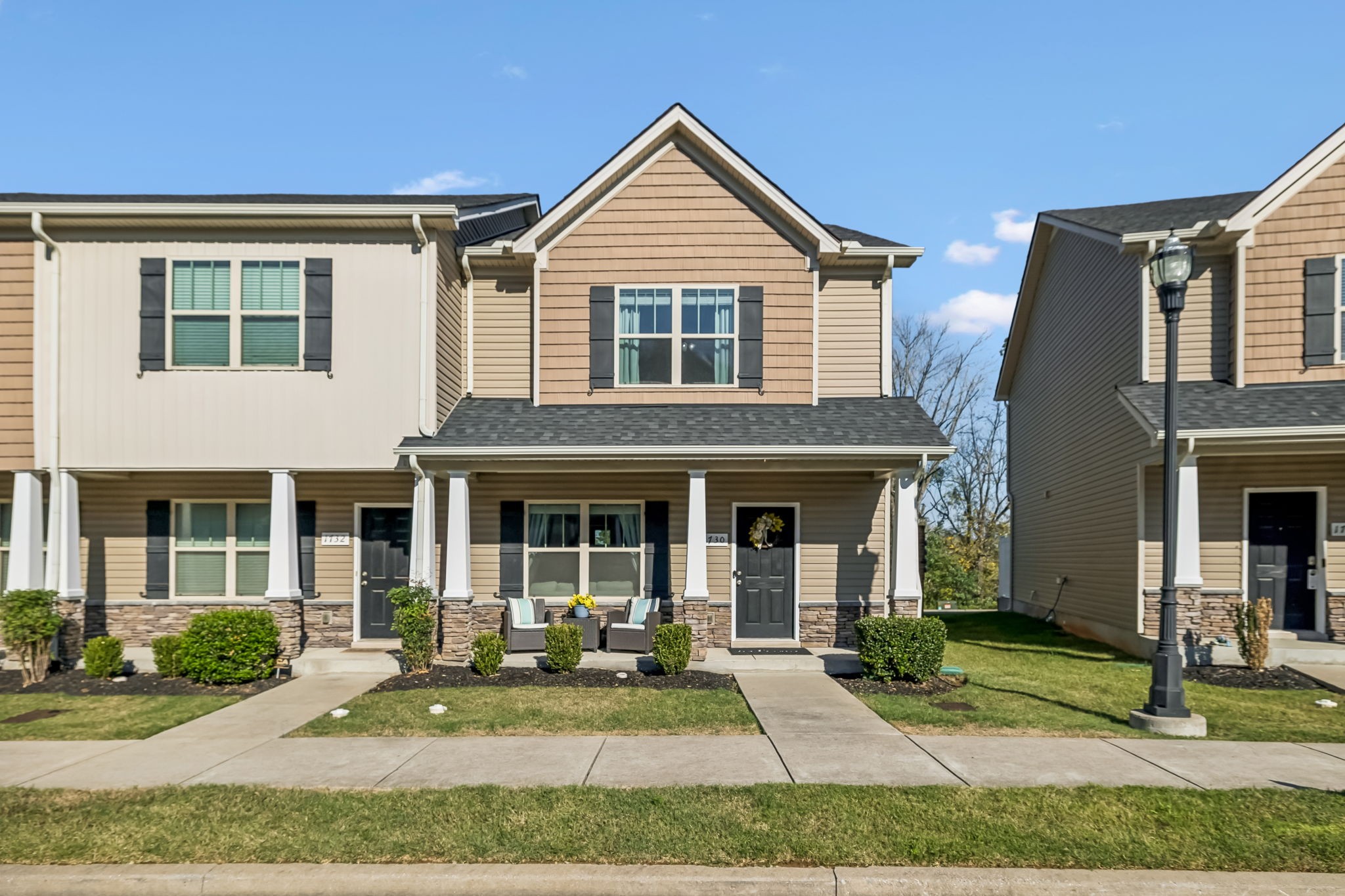 1730 Sprucedale Dr — photo