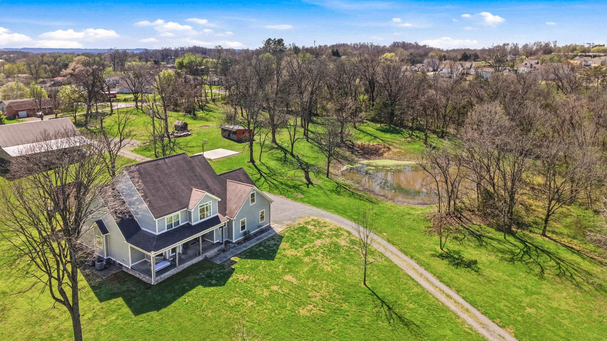 126 Laurelwood Dr — photo