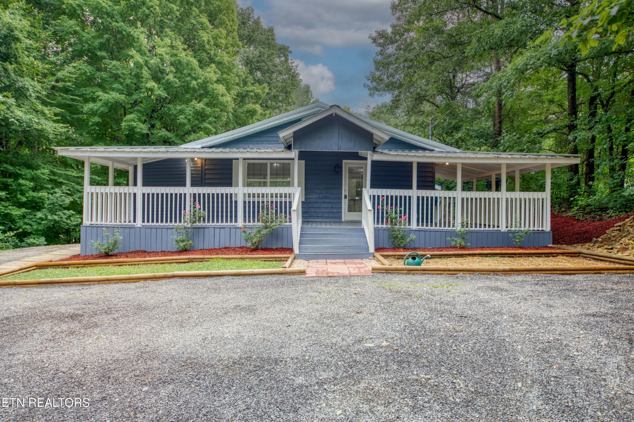1116 Middle Ridge Road, Sevierville, TN 37862 — photo 2