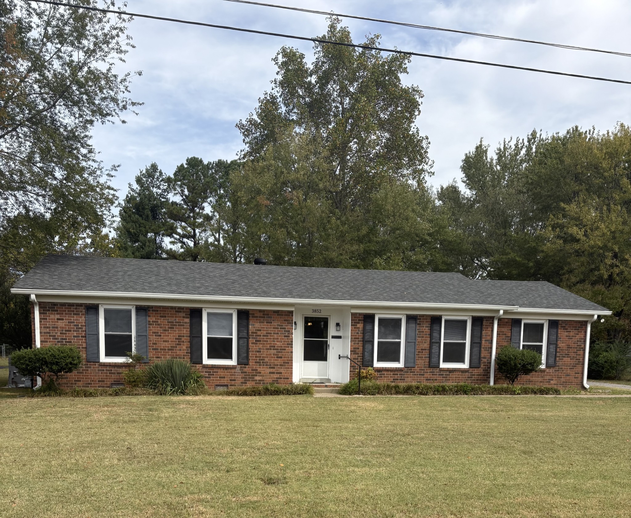3852 Sulphur Springs Rd — photo