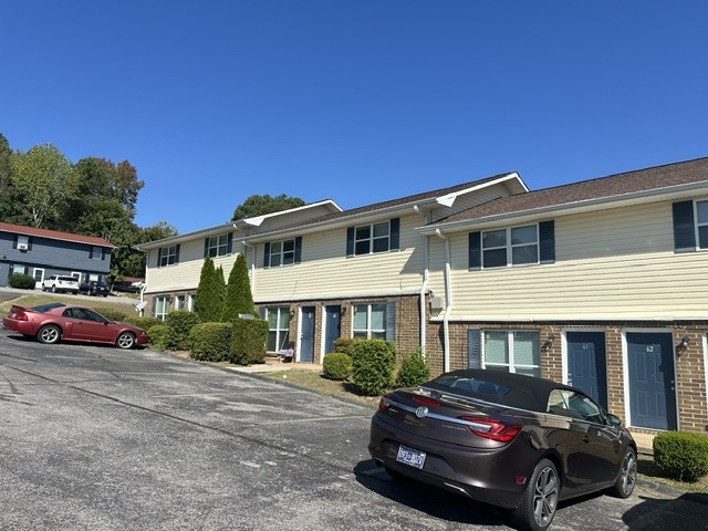 2075 Clingan Dr Unit 61, NW — photo