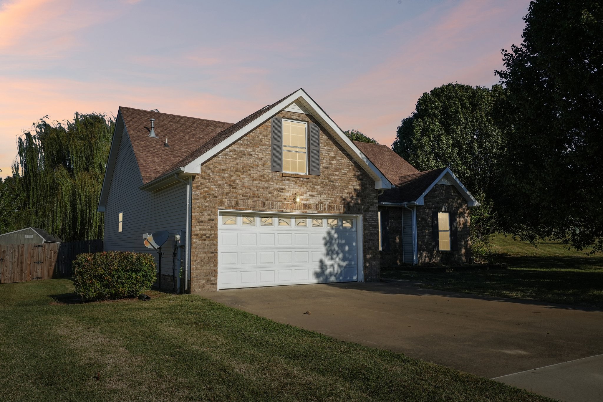 3358 Brownsville Rd — photo