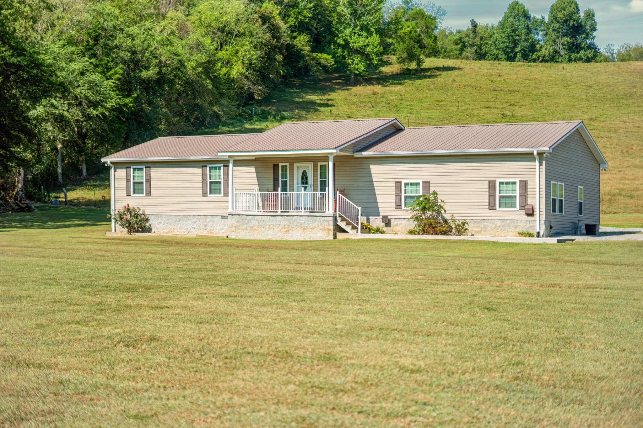 820 New Herman Rd — photo