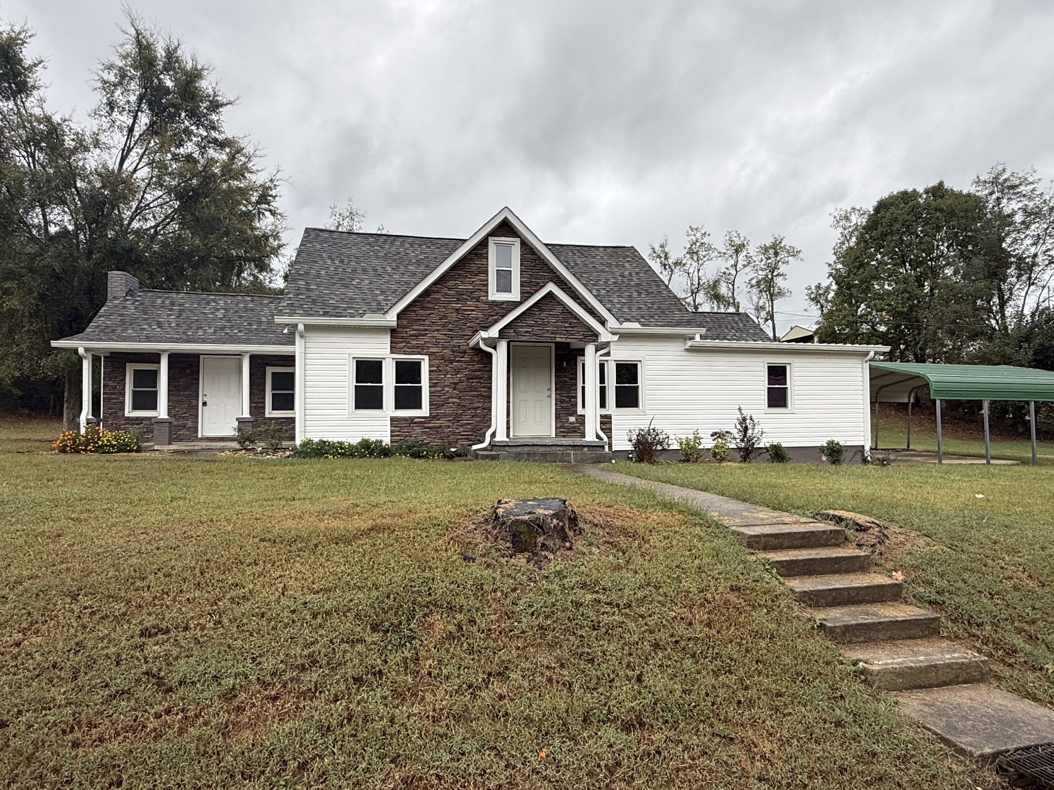 1320 Old Highway 31, E — photo
