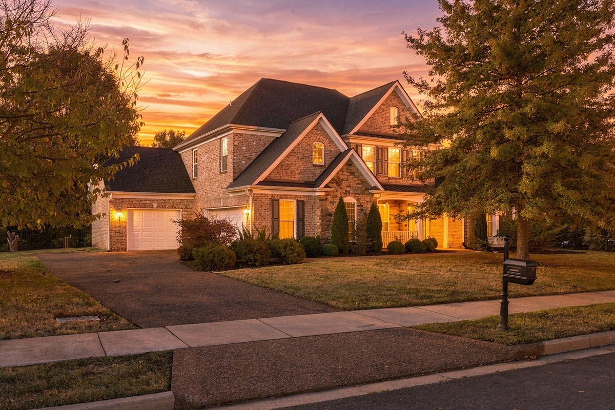 132 Mulberry Grv — photo