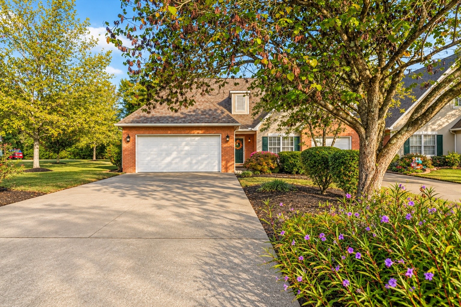 380 Paine Lake Dr — photo