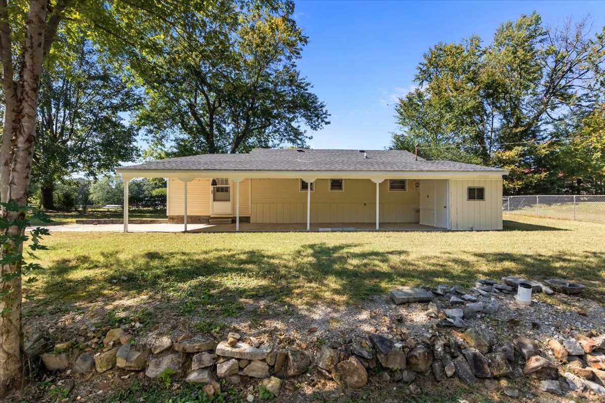 620 Old Stewart Road, Tennessee Ridge, TN 37178 — photo 3