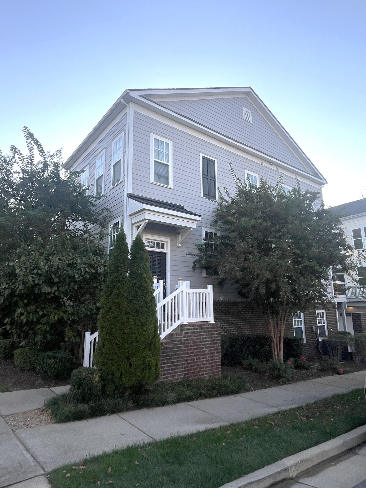 306 Kara Ln — photo