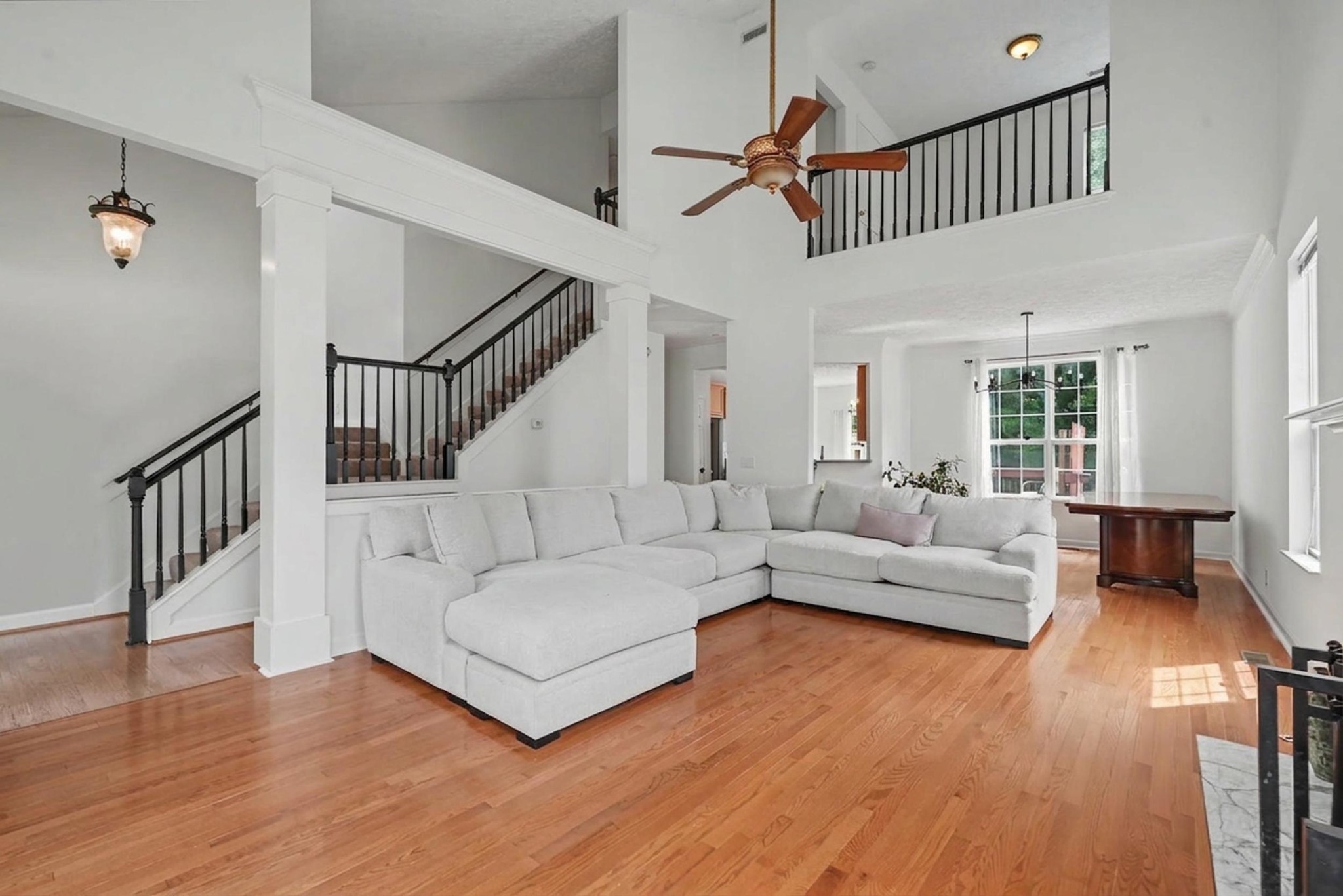 2337 Edencrest Dr — photo