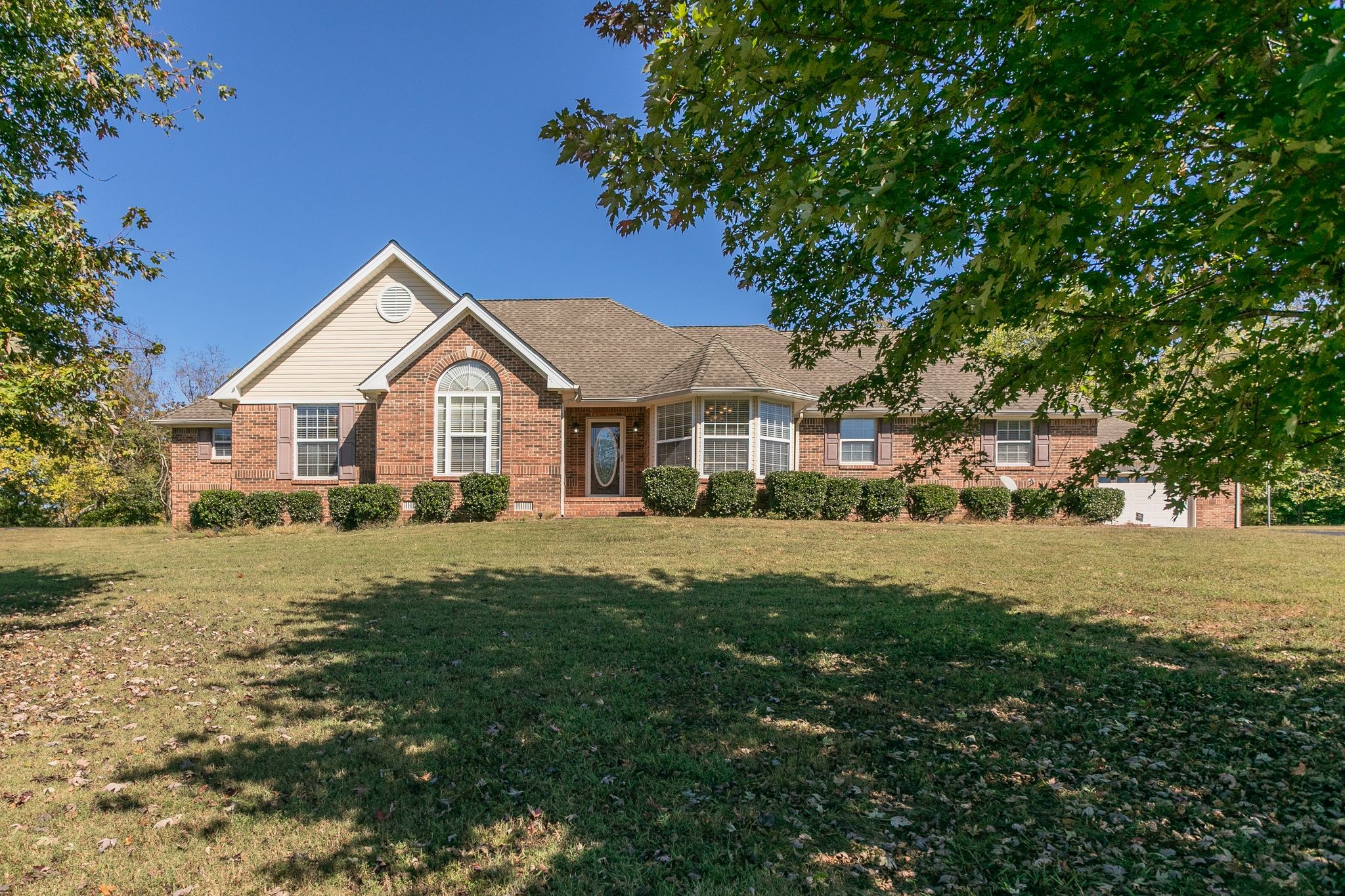 404 Amber Ct — photo