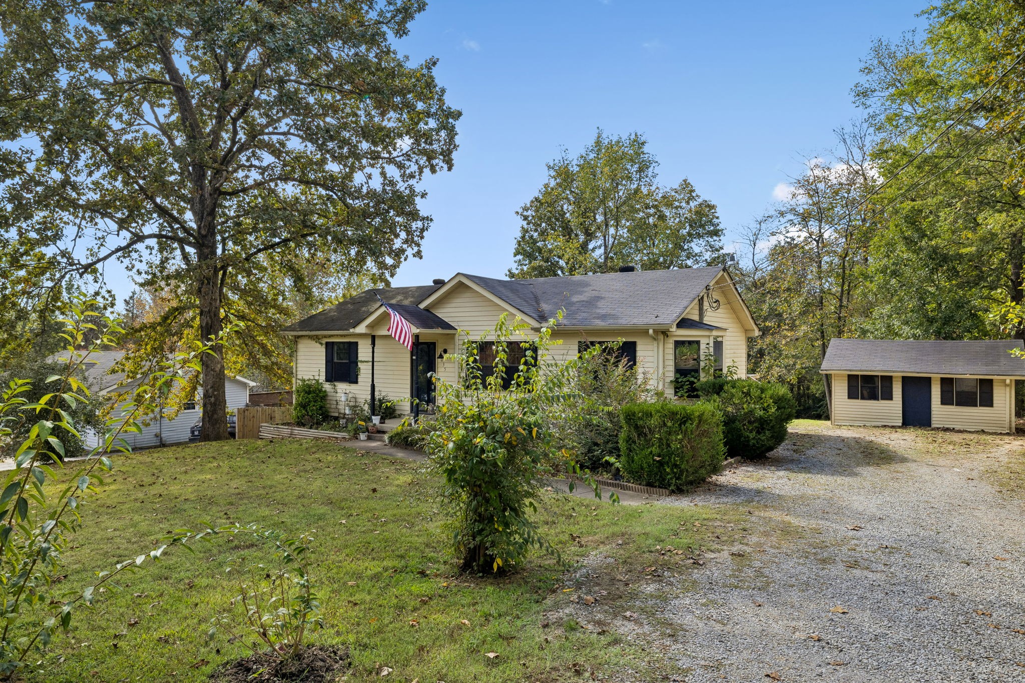 1035 William Glen Rd — photo