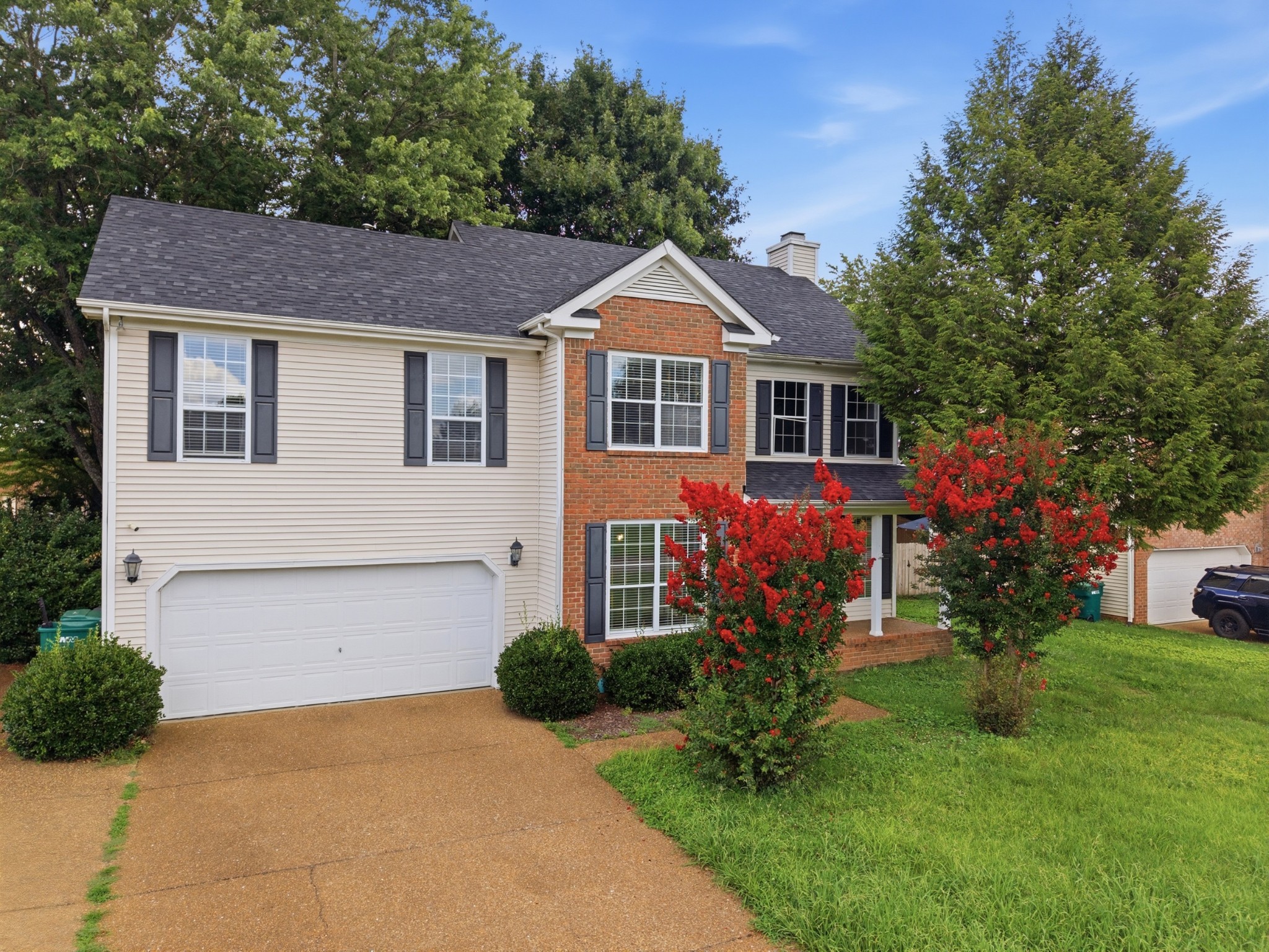 1766 Witt Way Dr — photo