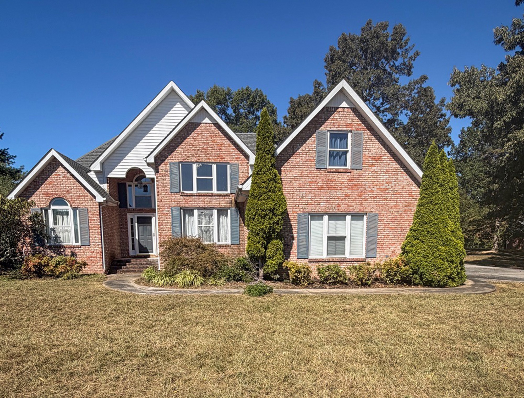 451 Crosspark Dr — photo