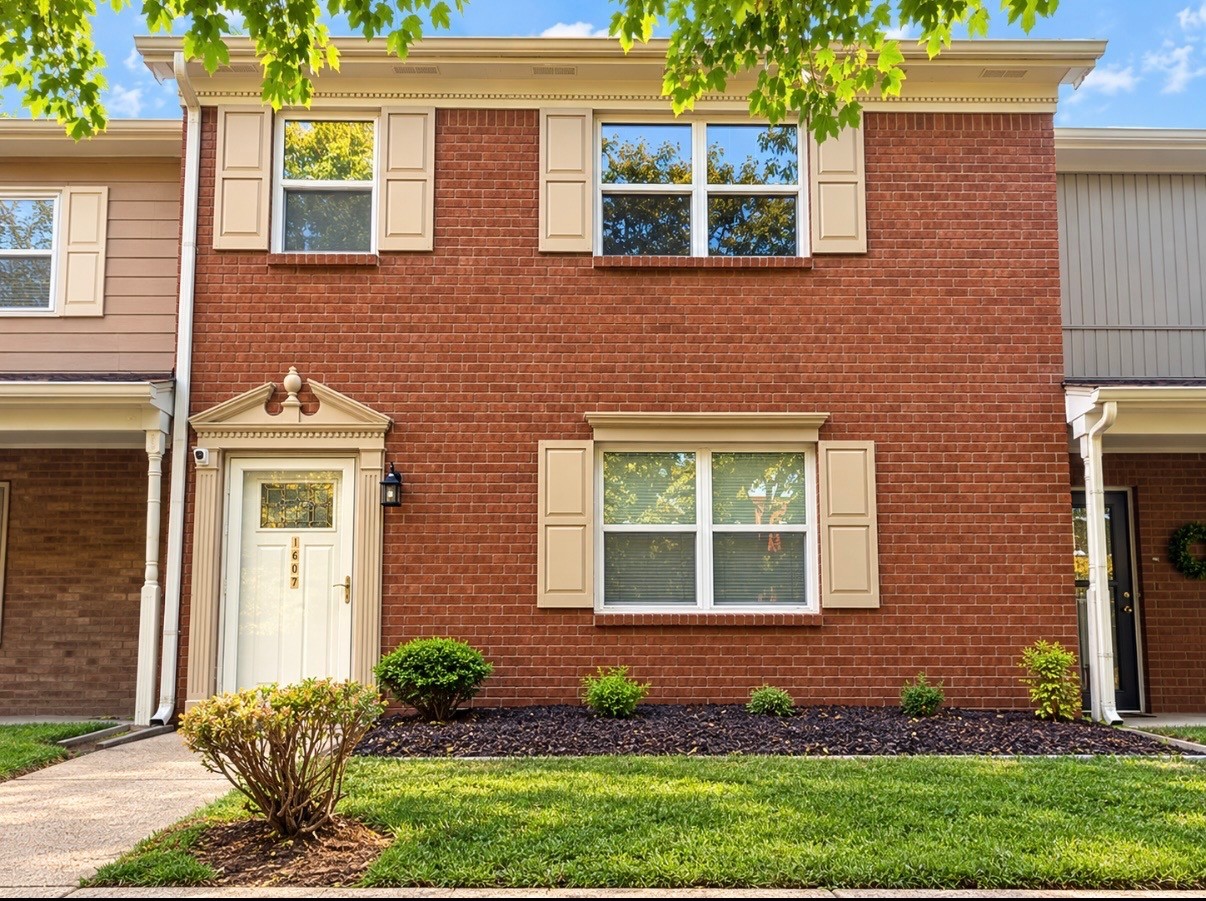 430 Walton Ferry Rd Unit 1605 — photo