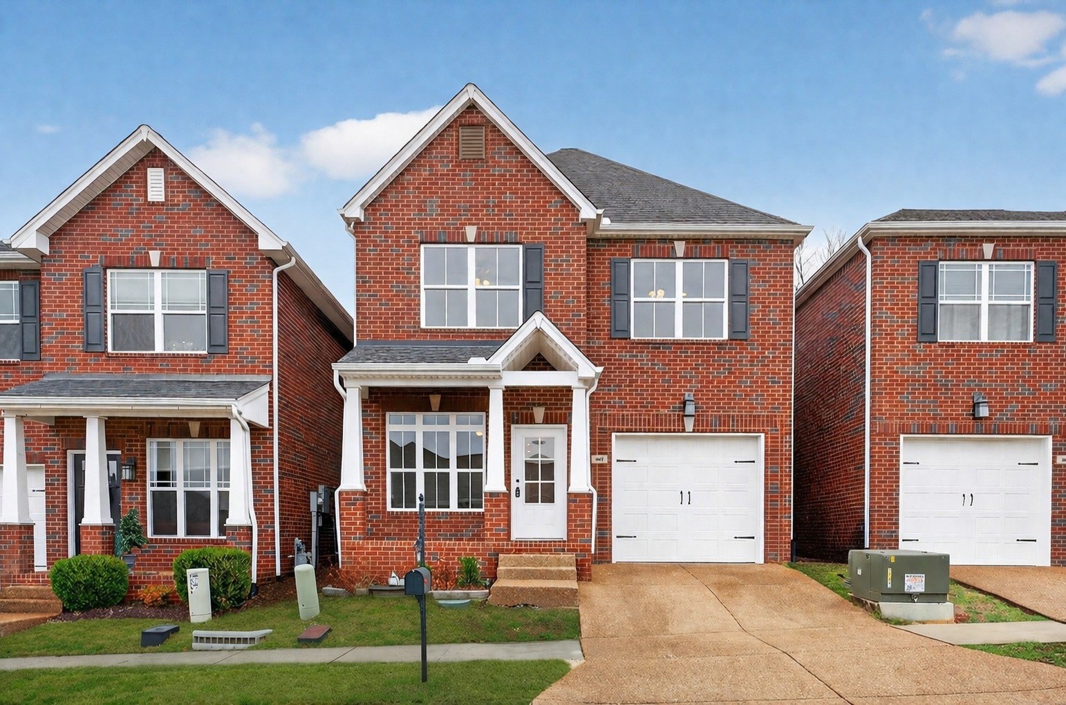 804 Indian Ridge Cir — photo