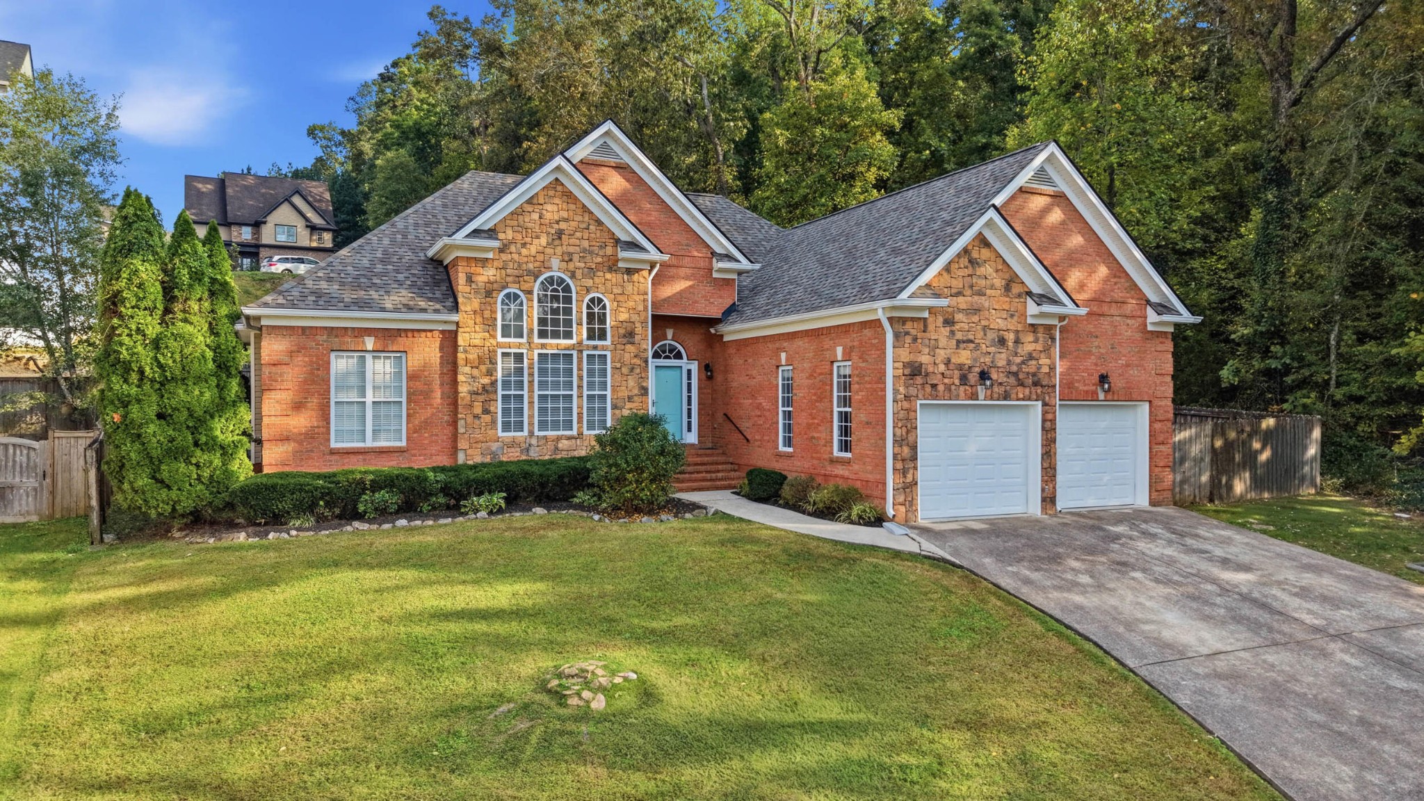 1304 Cornwalls Way — photo