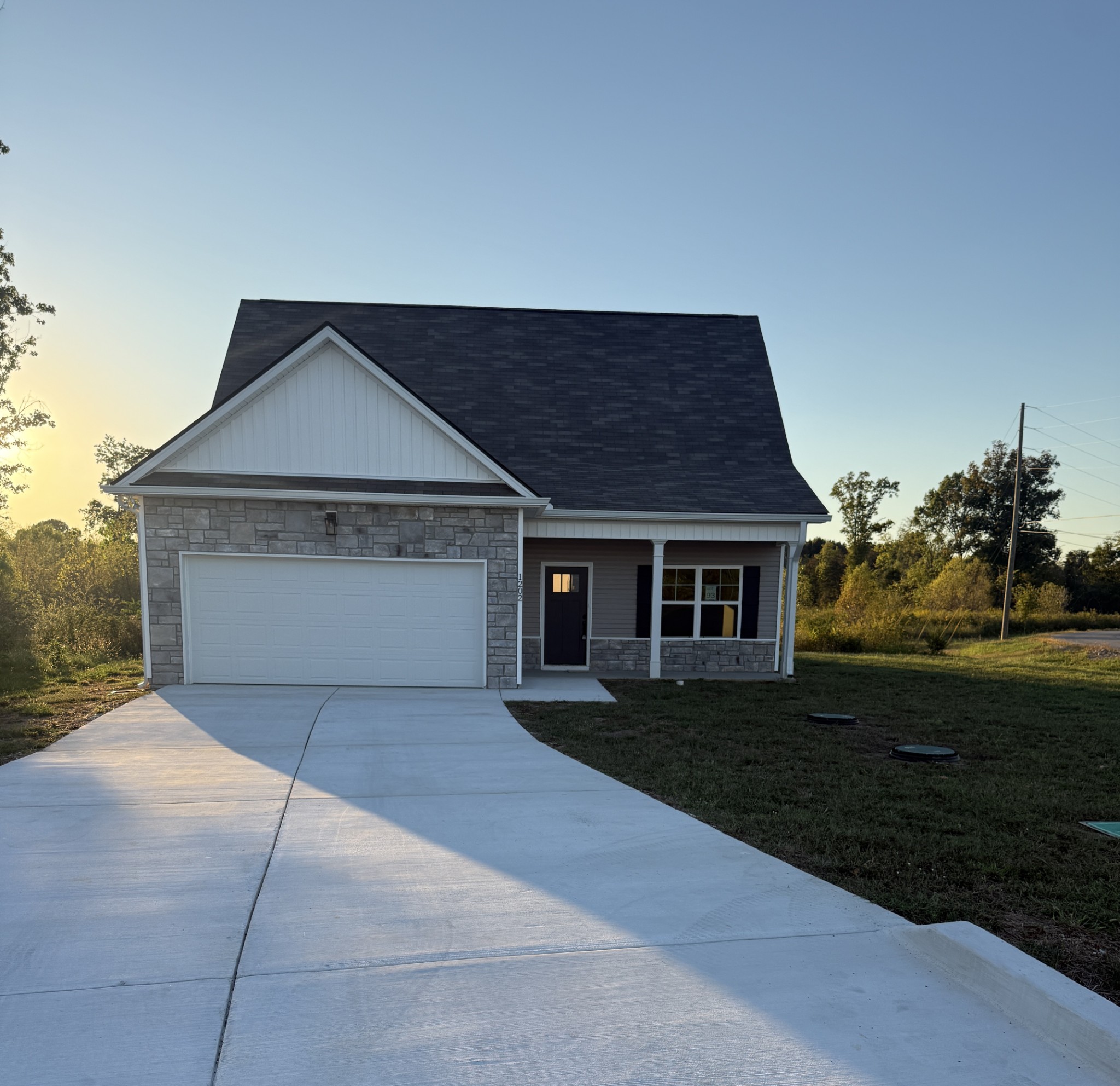 1202 Euclid Dr — photo