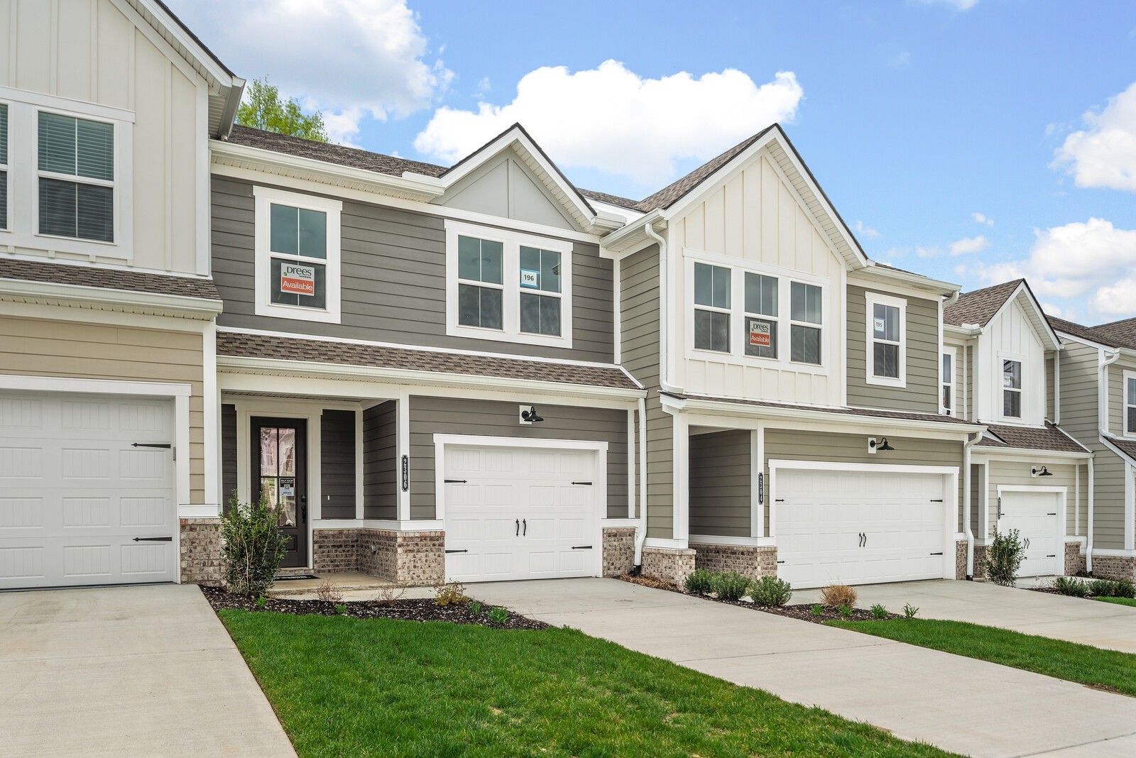 2317 Juneau Lane — photo