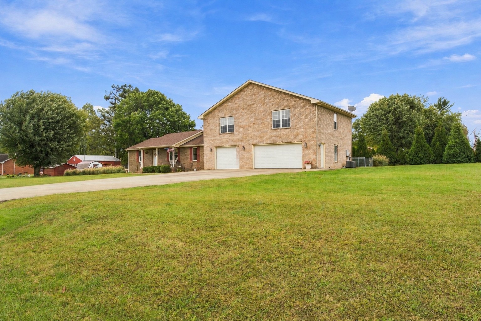103 Staggs Dr — photo