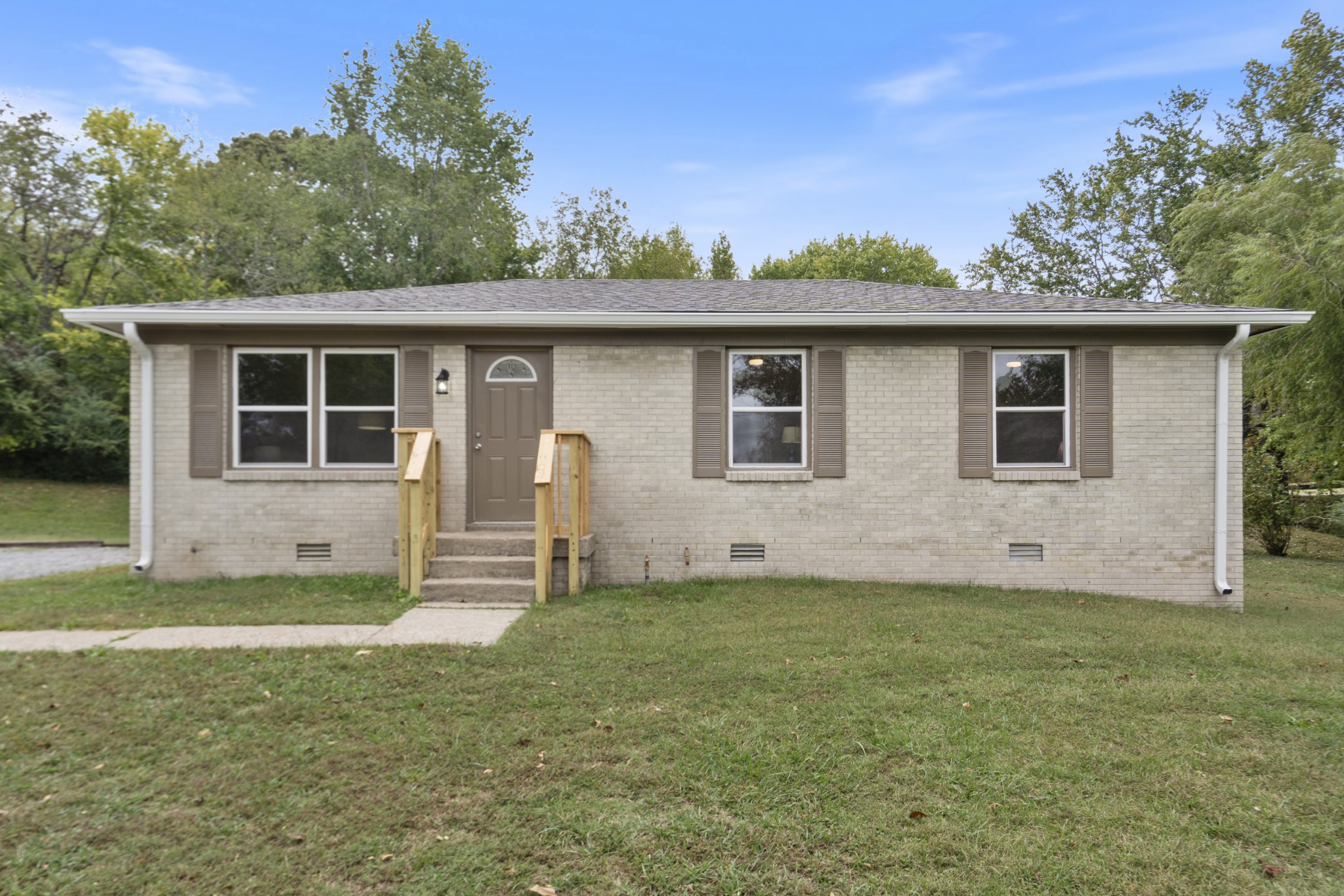 118 Spanish Ct — photo