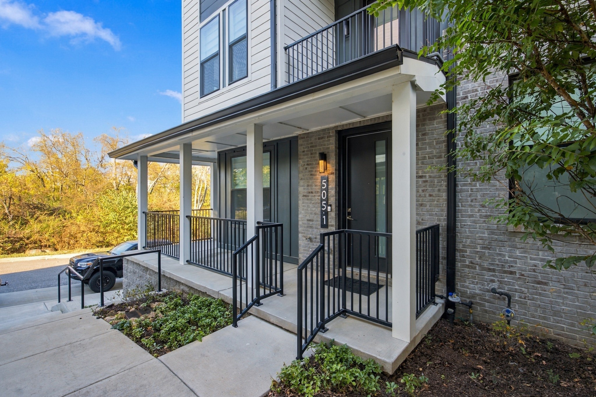 505 Community Ct Unit 1 — photo