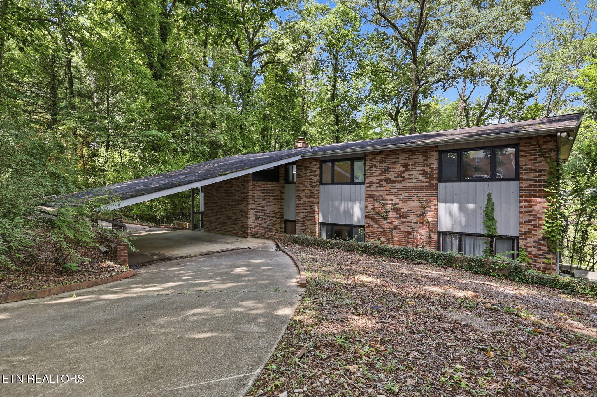 114 Balboa Circle — photo