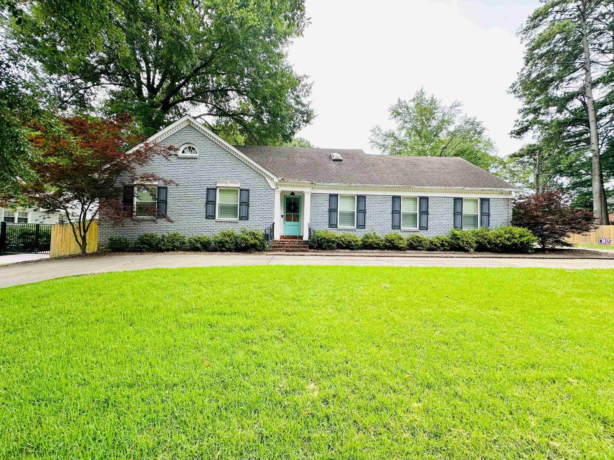 4517 Laurelwood Dr — photo