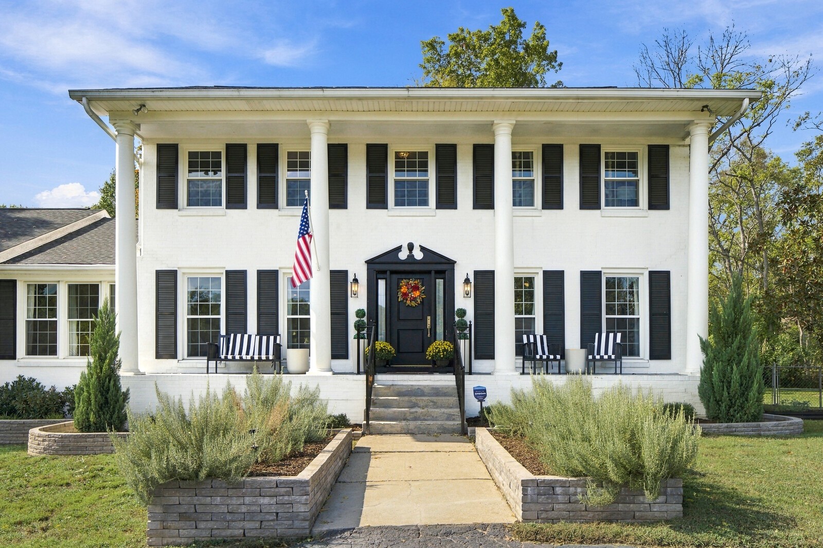 901 N Summerfield Dr — photo