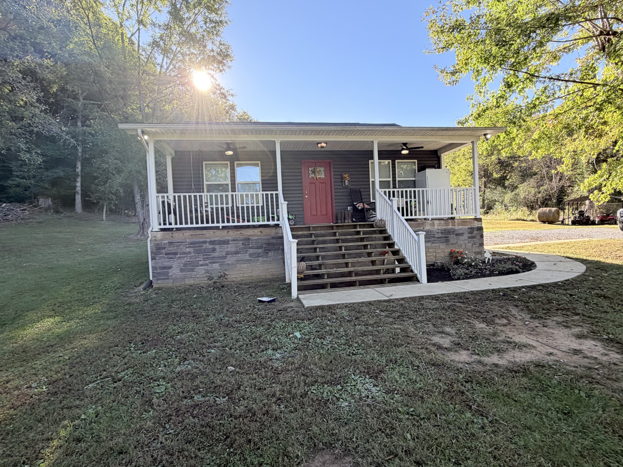 640 Bat Harbor Rd — photo