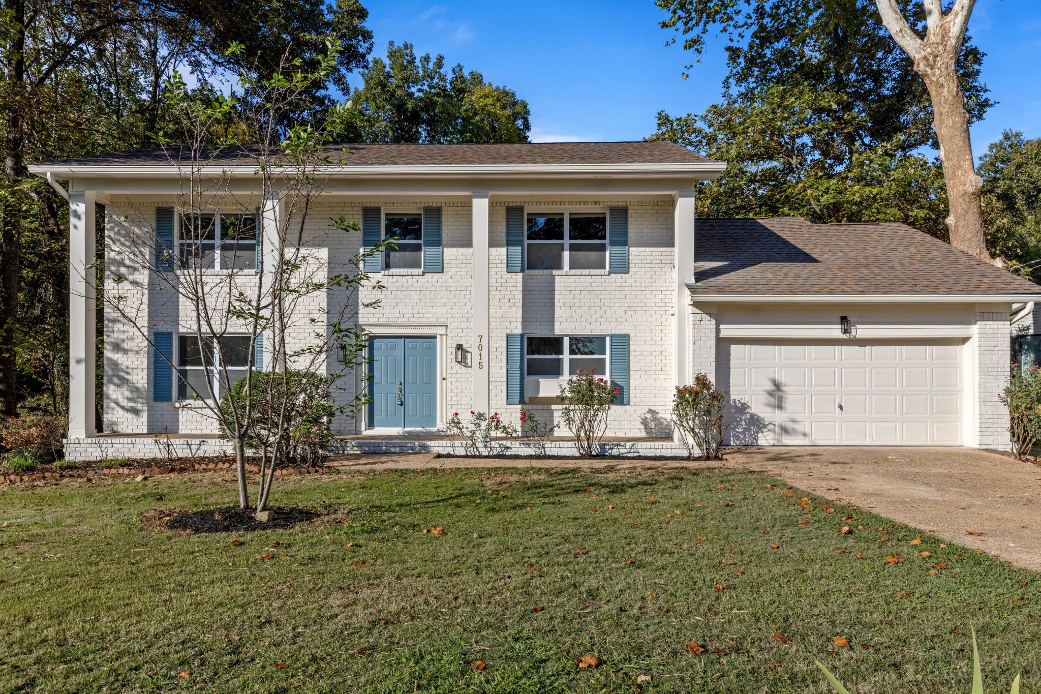 7015 Fairington Circle — photo