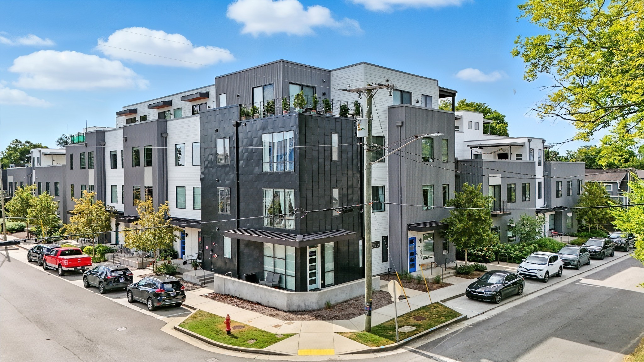 1402 Pillow St Unit 207 — photo