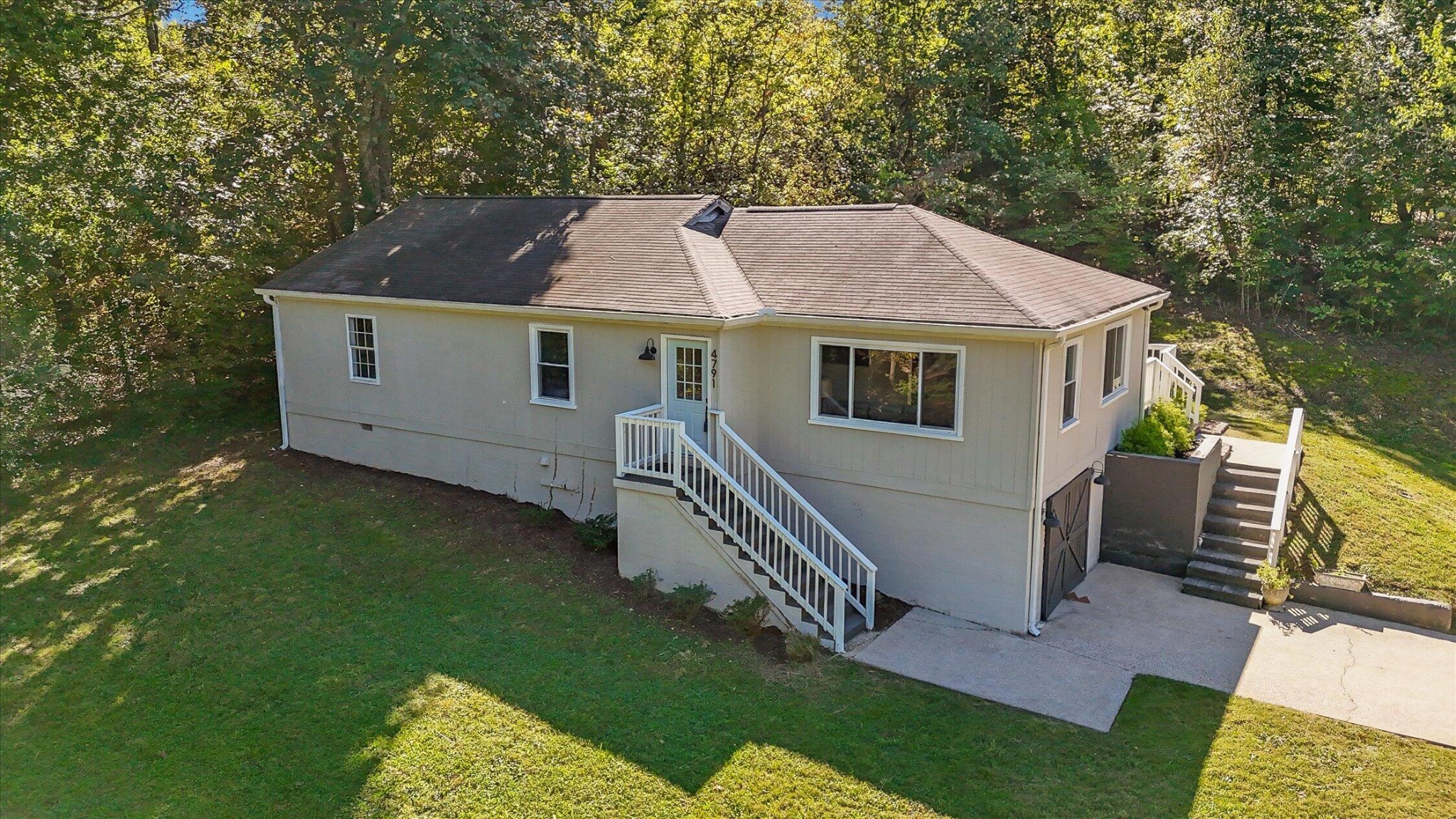 4791 Boynton Drive — photo