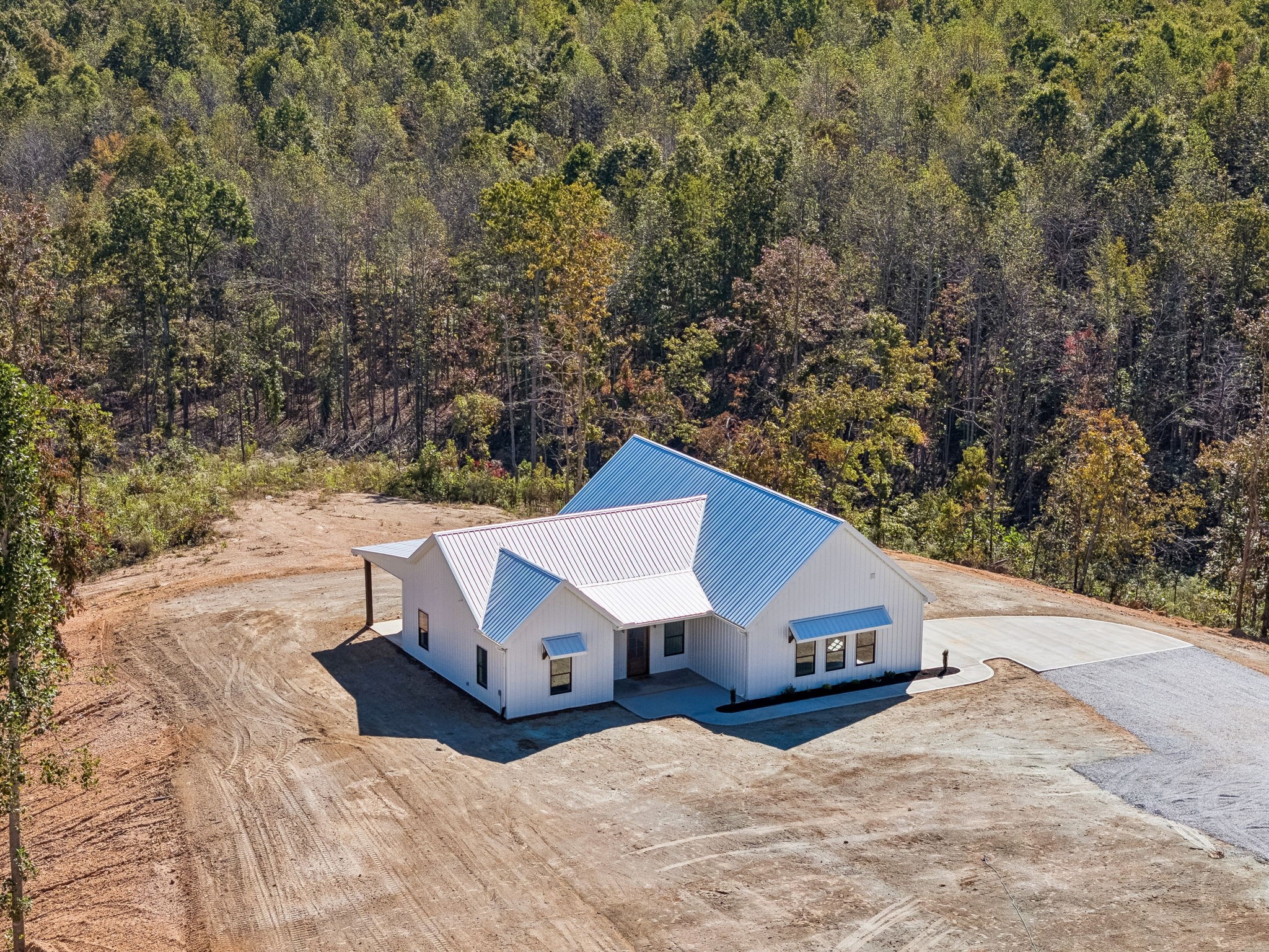 2485 Hwy 438 — photo