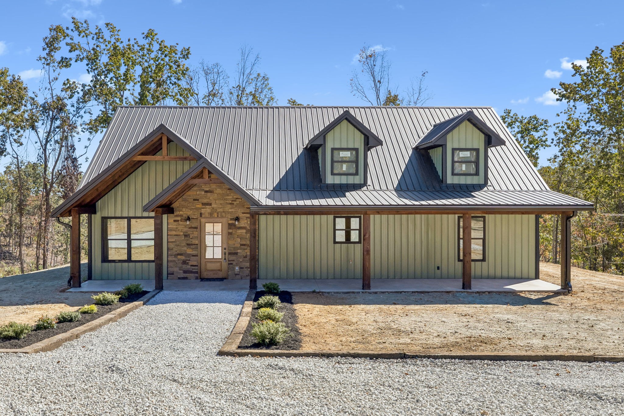 2471 Hwy 438 — photo