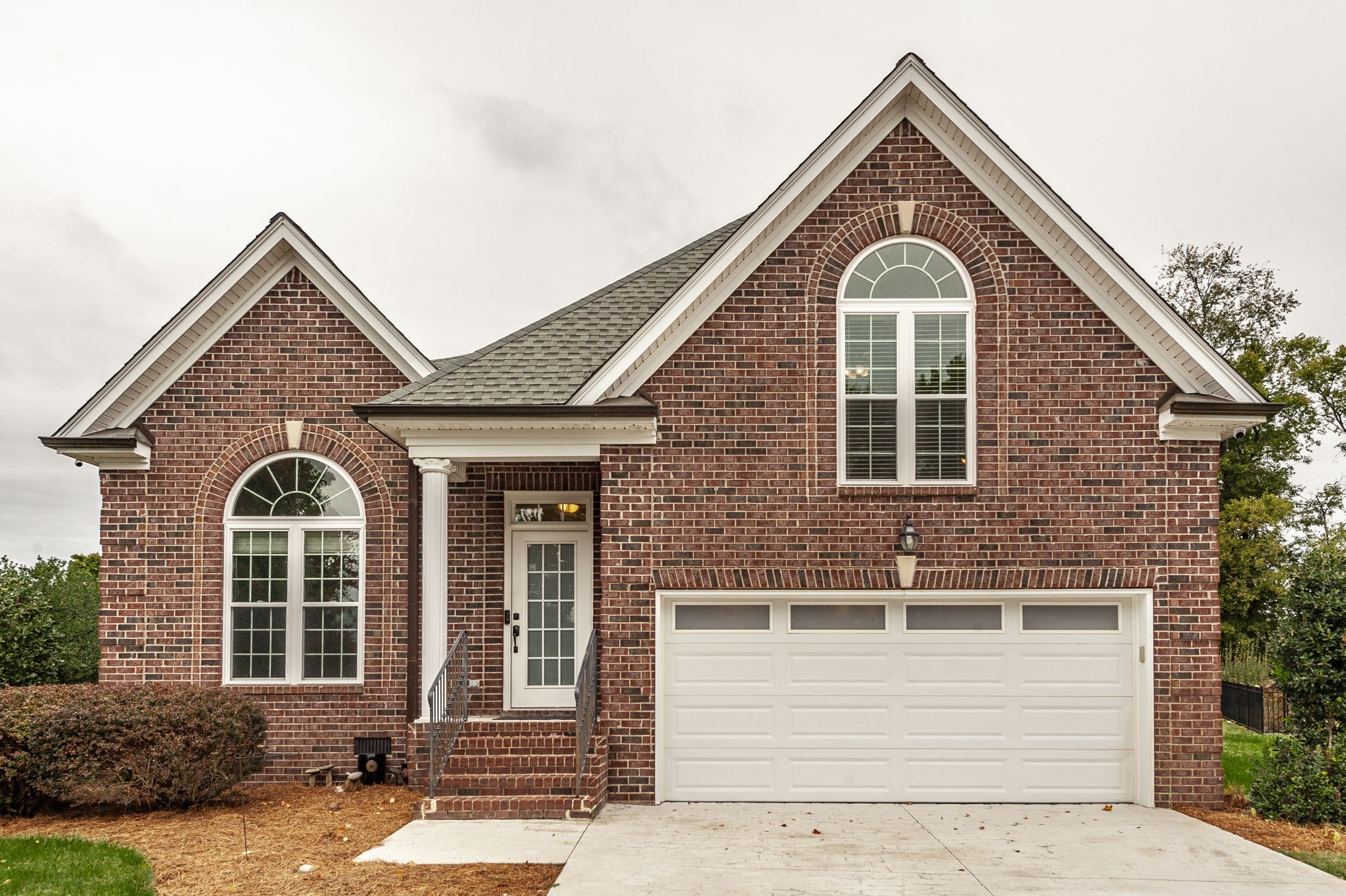 1158 Isaac Franklin Dr — photo