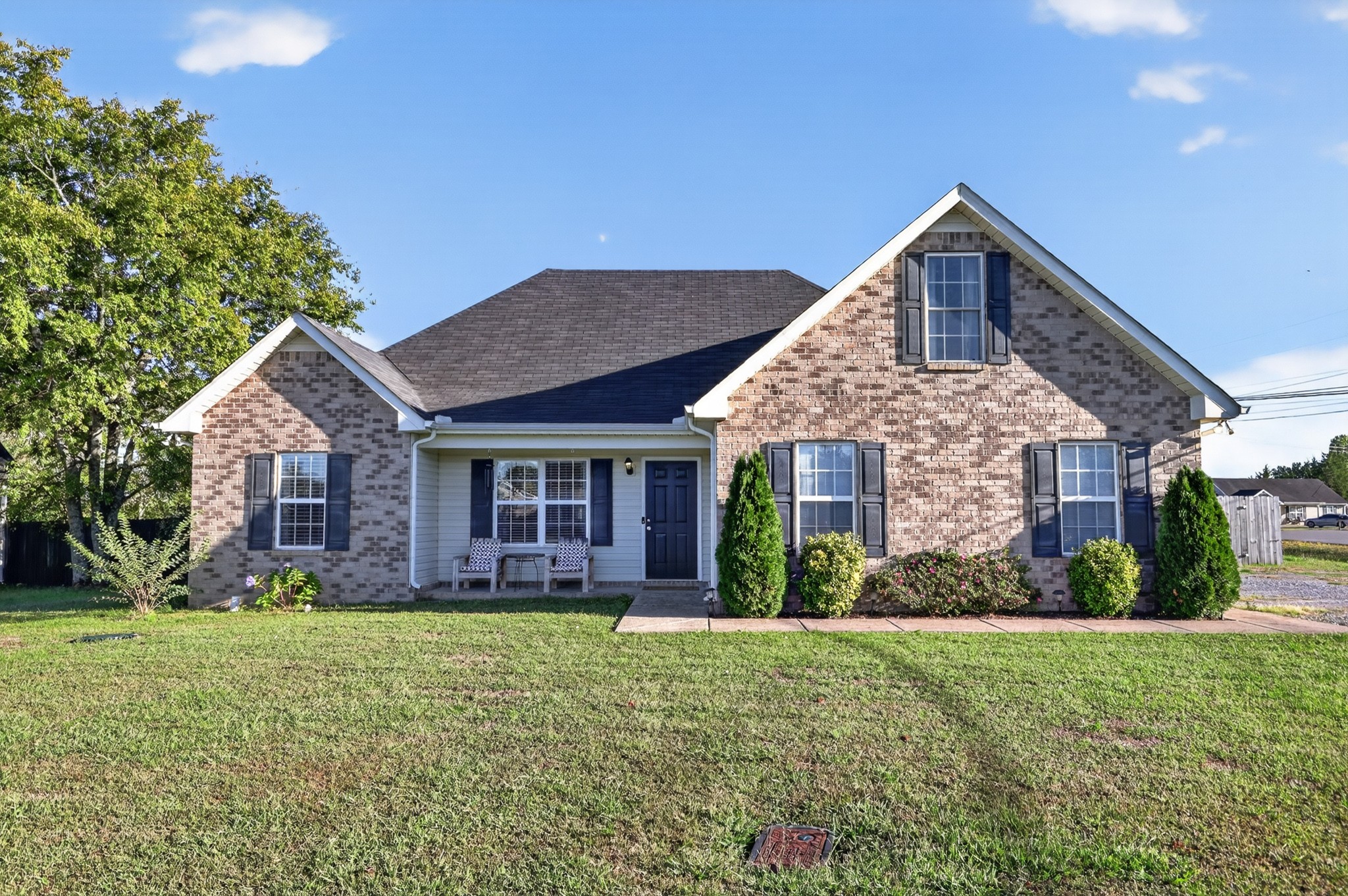 609 Fall Creek Dr — photo
