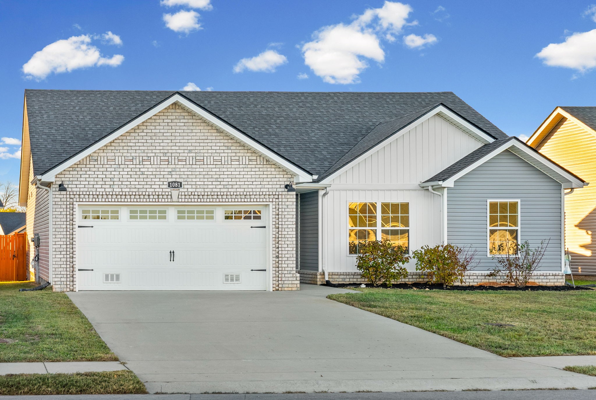 1081 Dublin Dr — photo