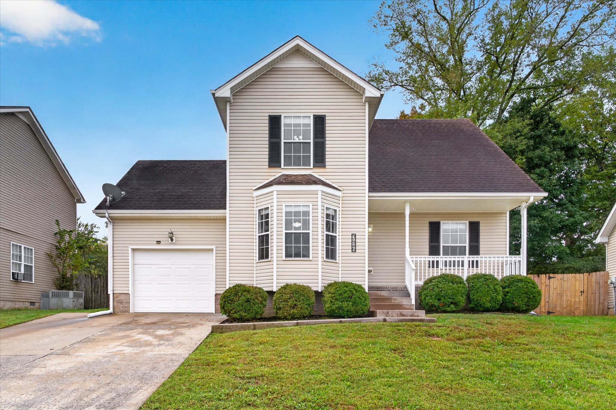 3426 Fox Meadow Way — photo