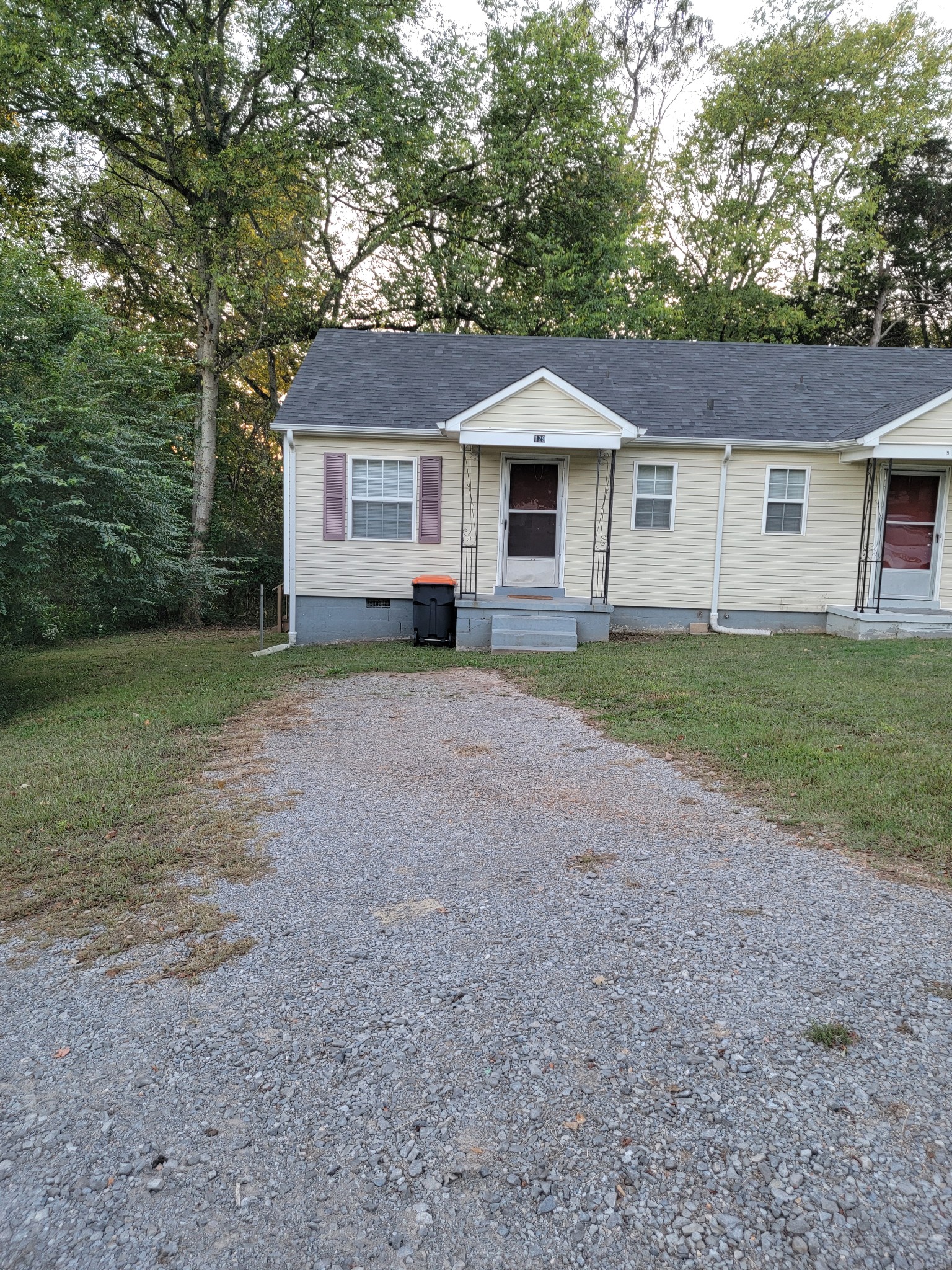 129 Allison Dr — photo