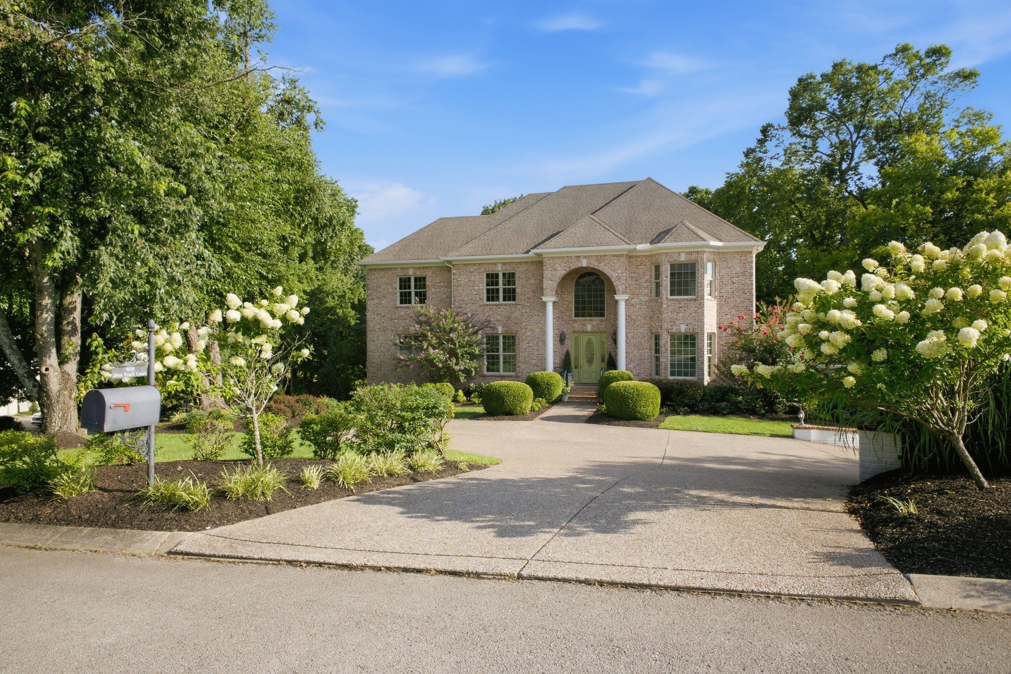 9619 Deer Track Ct — photo