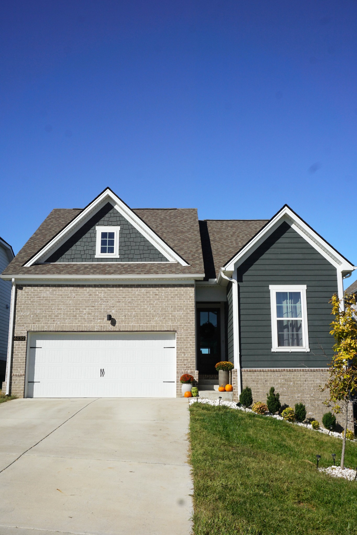 6132 Saxlingham Pl — photo