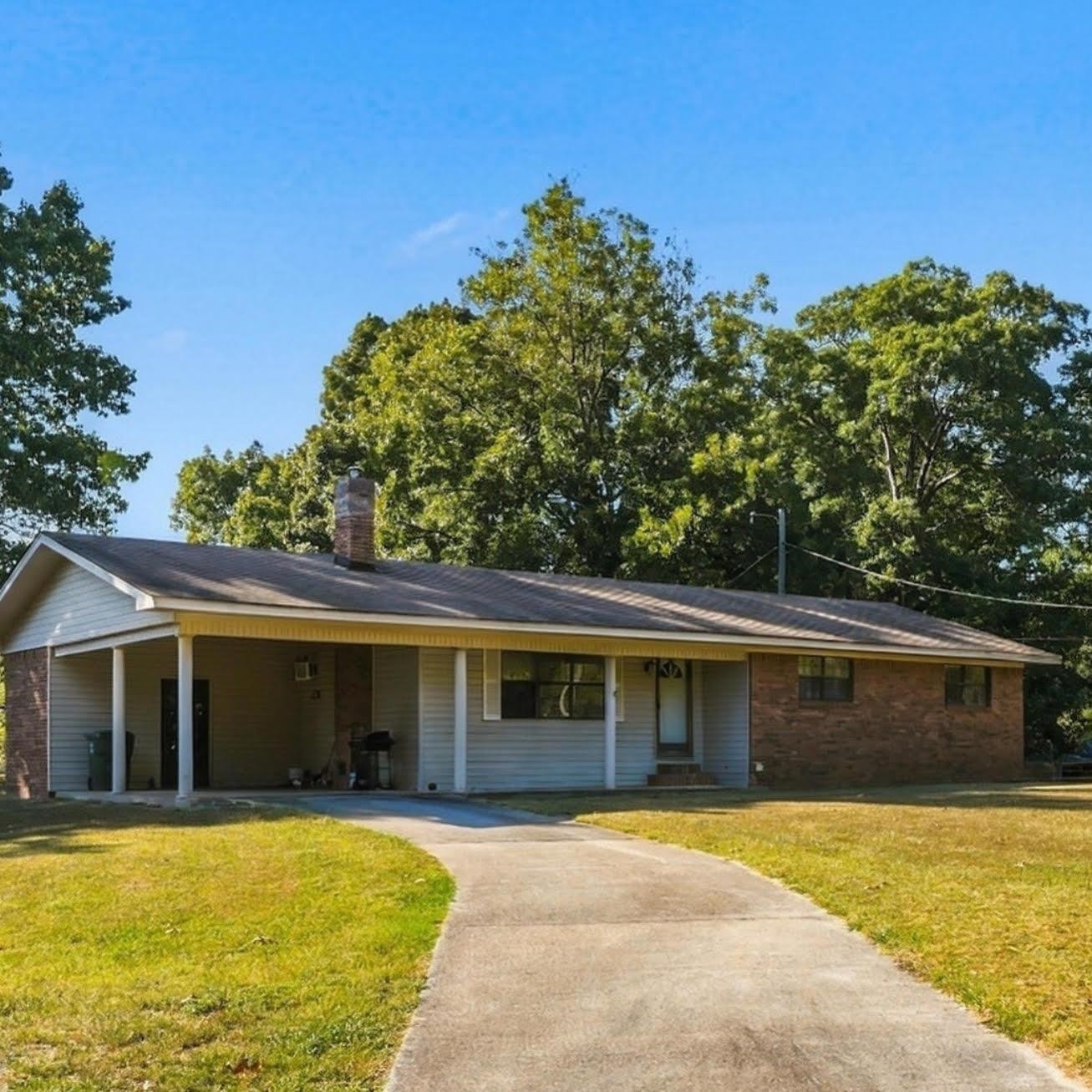 1015 Smokey Road, Cherokee, AL 35616 — photo 2