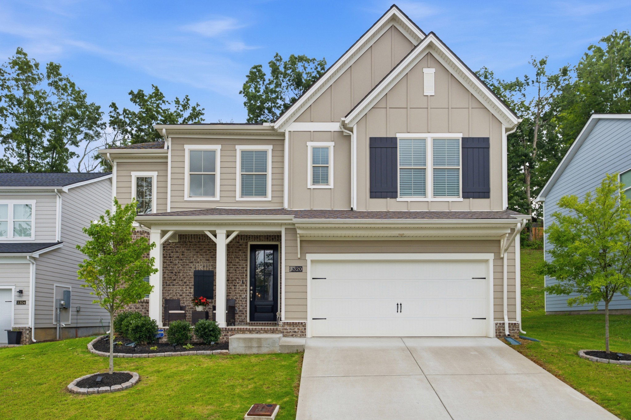 2320 Aniston Ct — photo