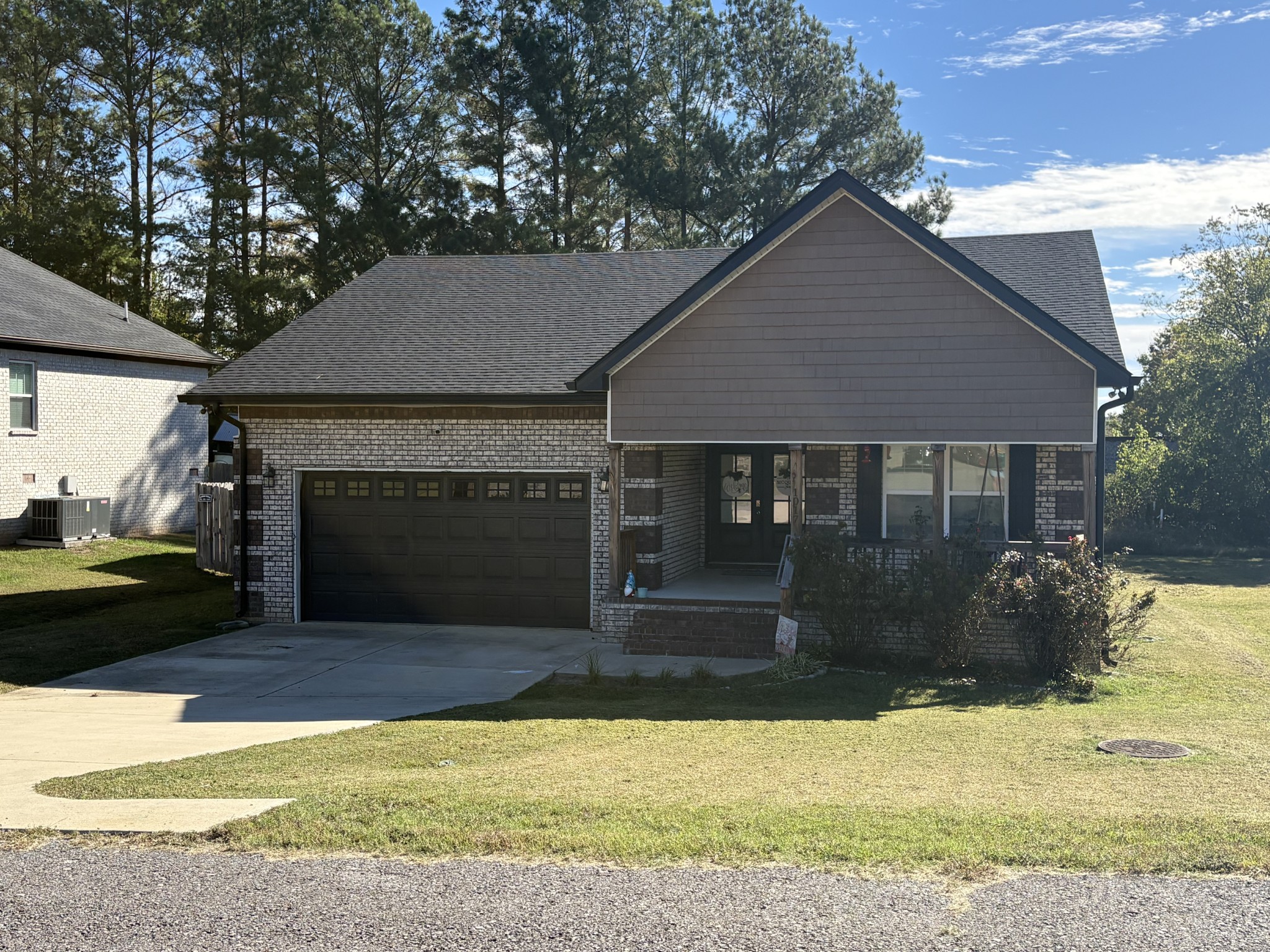 1017 Corey Dr — photo