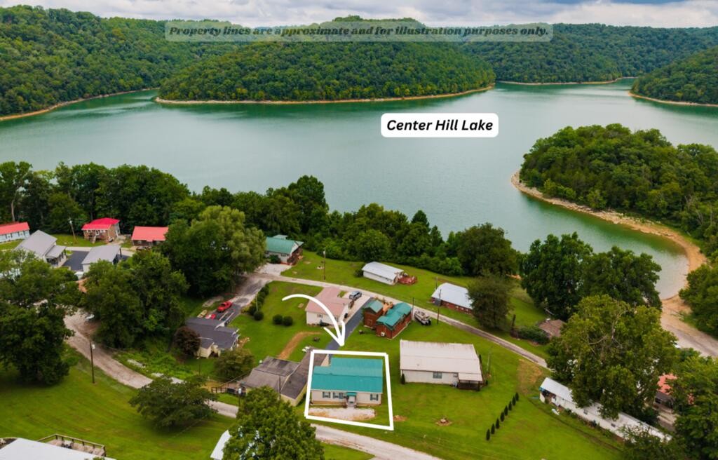 1025 Austin Lake Rd — photo