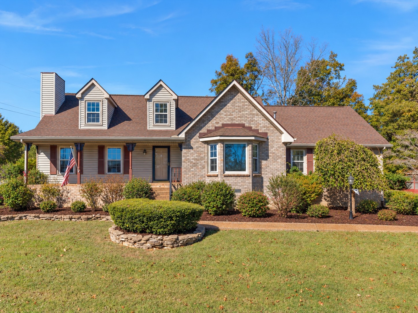 1025 Singing Springs Rd — photo