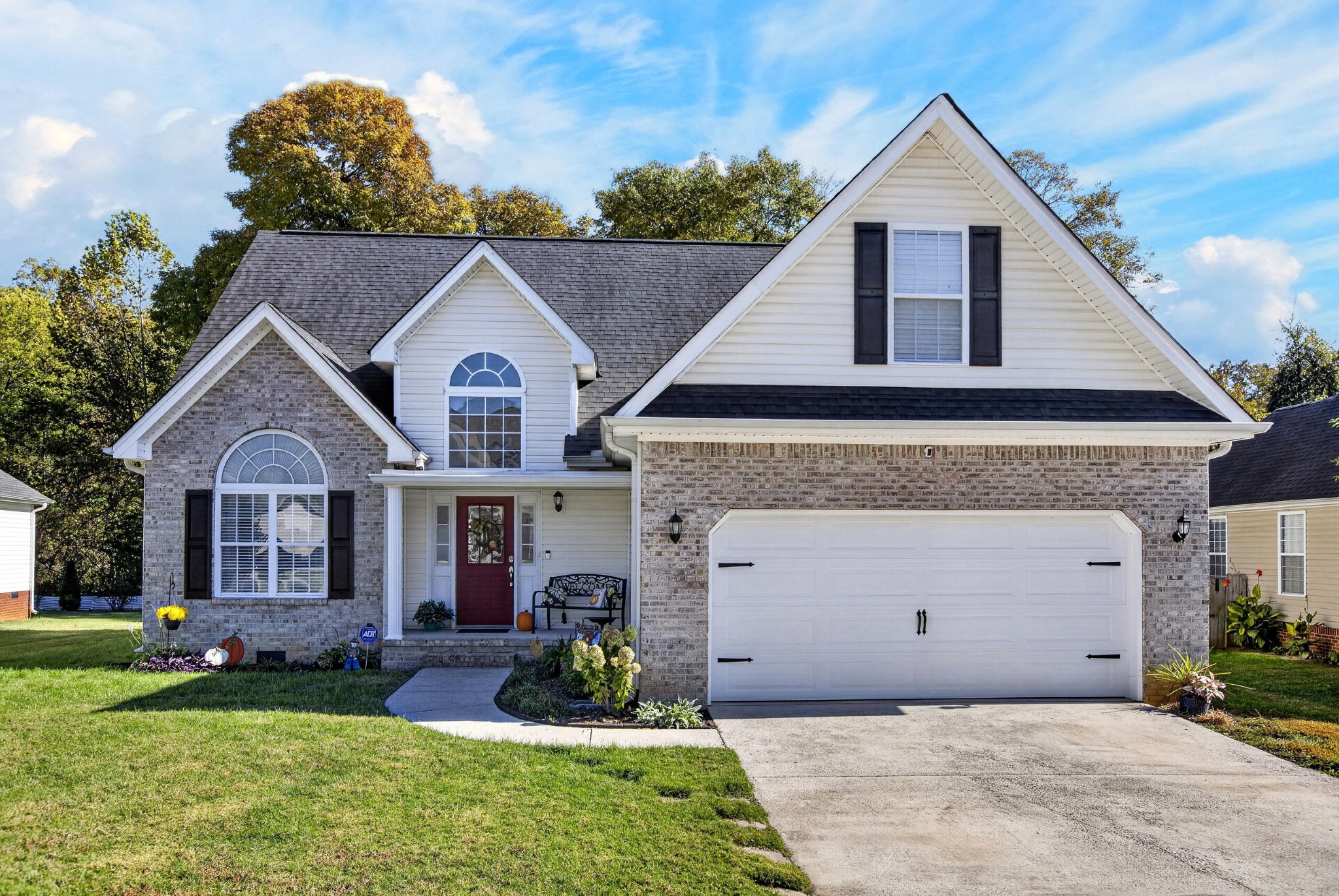 1858 Clear Brook Court — photo