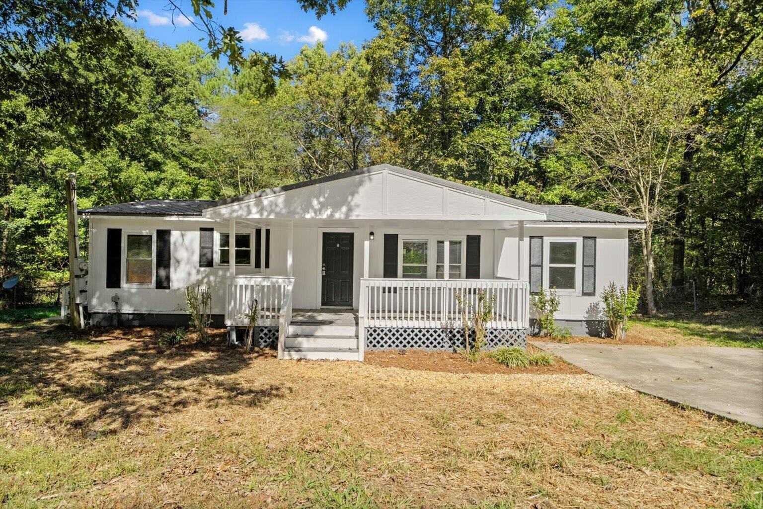 120 Forest Hill Drive — photo